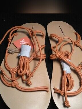NWT Free People Peach Lace-Up Flat Sandals SZ.8 BOHO LOOK